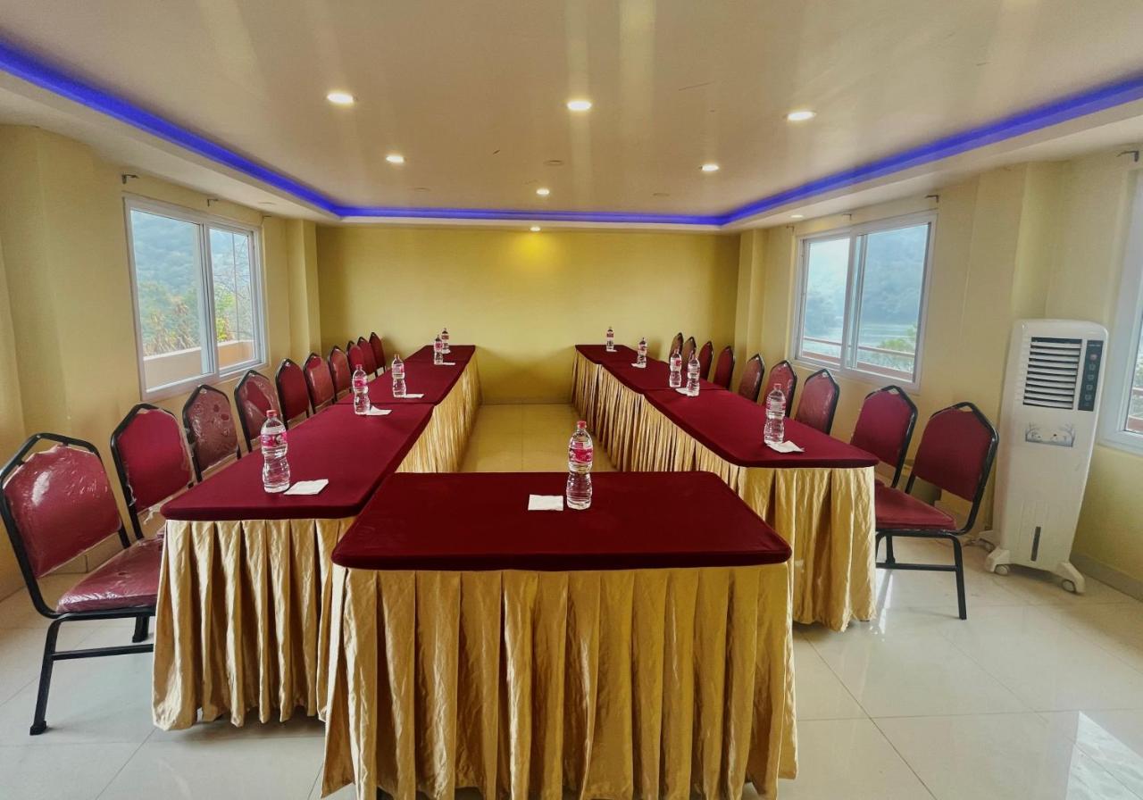 Hotel Lake Shore Pokhara Eksteriør bilde