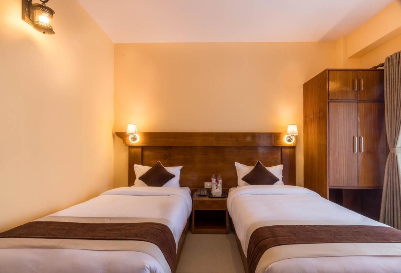 Hotel Lake Shore Pokhara Eksteriør bilde
